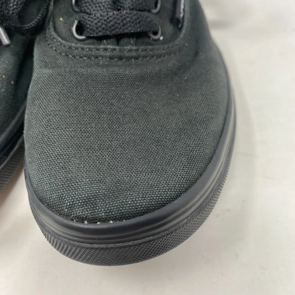 Vans Classic Lace Up Shoes Solid Black Gum Low Cut US Youth Size‎ 2.5